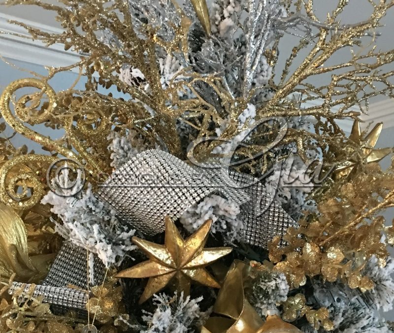 10 Tips For Decorating The Perfect Christmas Tree- Tip # 8- The Tree Topper