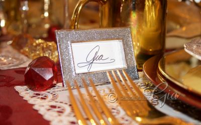10 Tips For Designing The Perfect Holiday Table- Tip #6 Place cards