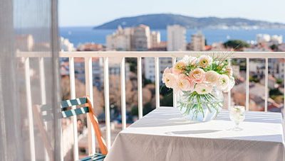 6 Designer Tips For Creating An Outdoor Dining Space