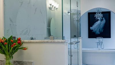 Should You Include A Bathtub In Your Master Bathroom Renovation?