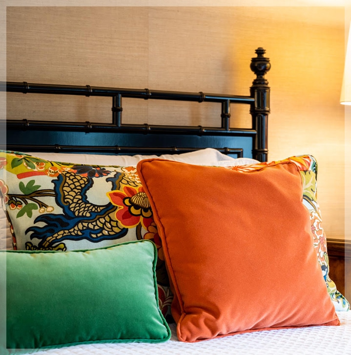 home header image - Christmas Decorating With A Classic Touch